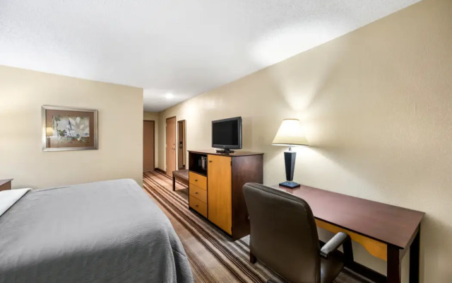 Quality Inn I-81 Exit 23