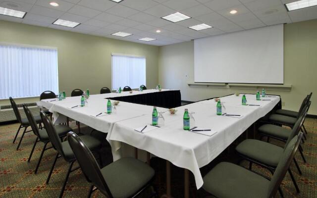 DoubleTree by Hilton Mahwah