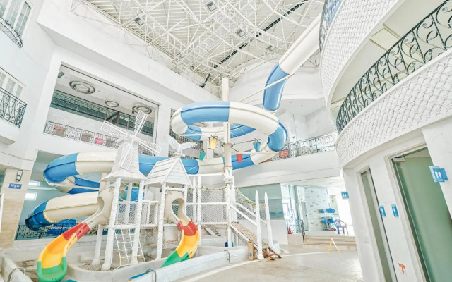 Hotel Aqua Palace