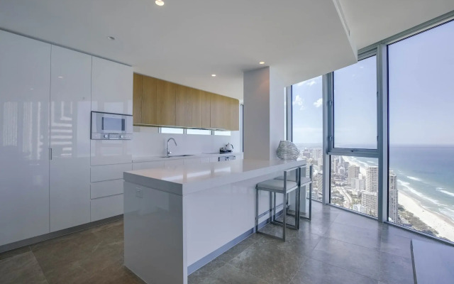 Hilton Surfers Paradise Hotel & Residences.