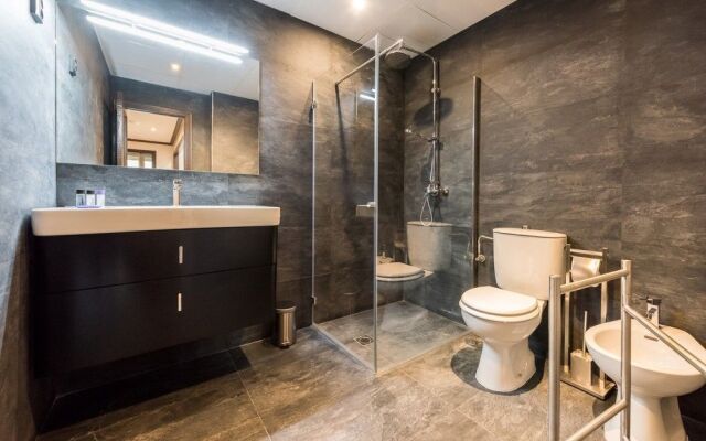 Plaza del Ángel City Center