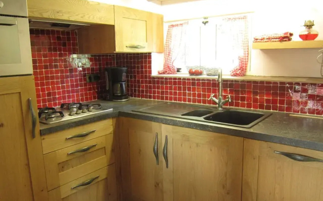 Tranquil Home With BBQ