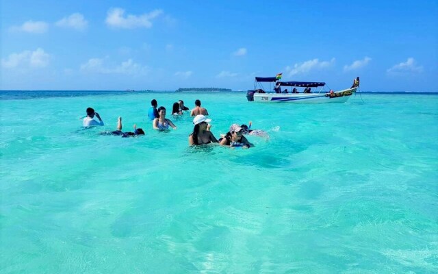 San Blas Private Oceanfront Cabin