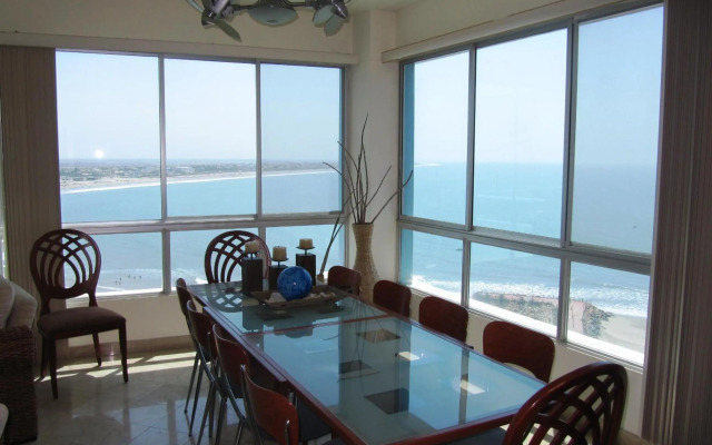 Penthouse de lujo. Carabelas de Colón