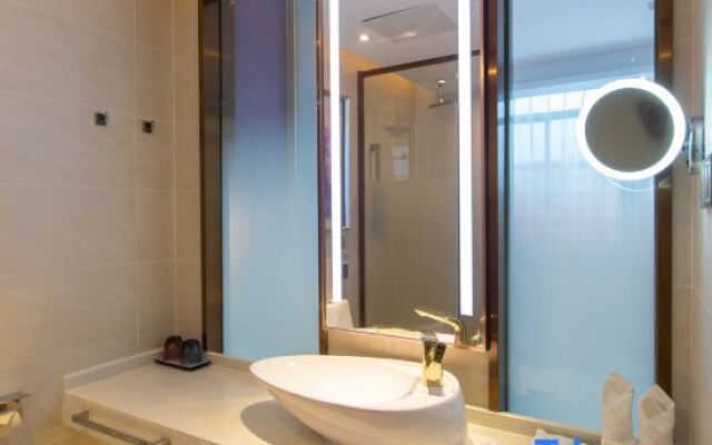 Lavande Hotel (Jiangmen Heshan Dapeng Road)