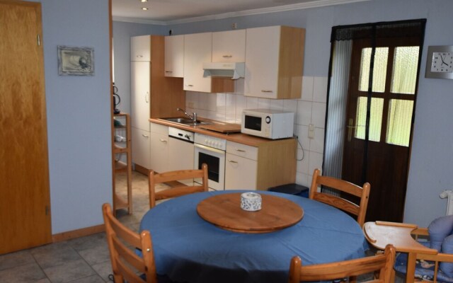 Snug Bungalow in Alt Farpen With Garden