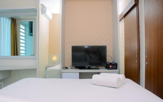 Comfy with Modern Style 1BR Grand Kamala Lagoon Apartment