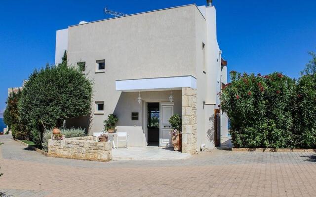 Almirida Villa in Crete
