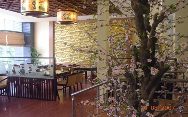 Oasis Hanoi Hotel