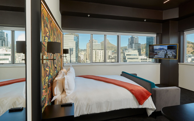 Hotel Sky Cape Town