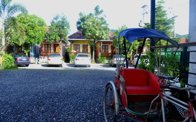 Toffee House Resort