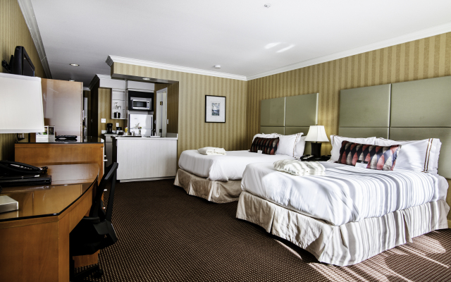 Executive Suites Hotel Metro Vancouver