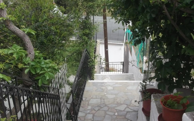 Panorama Studios & Apartments