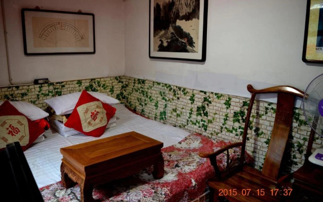 Jishixiang Youth Hostel