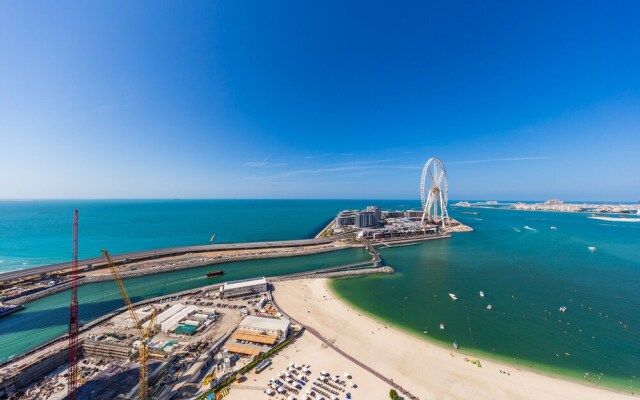 Al Bateen  by Deluxe Holiday Homes