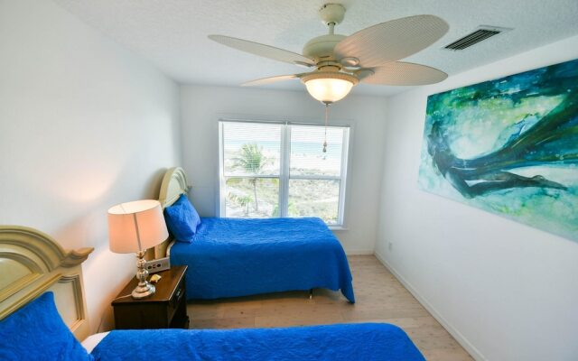 Turtle Watch Apartment 3