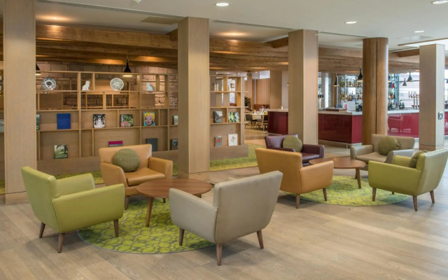 The Orchard Hotel & Restaurant