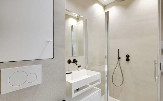 Modern Studio With AC in the Heart of Paris