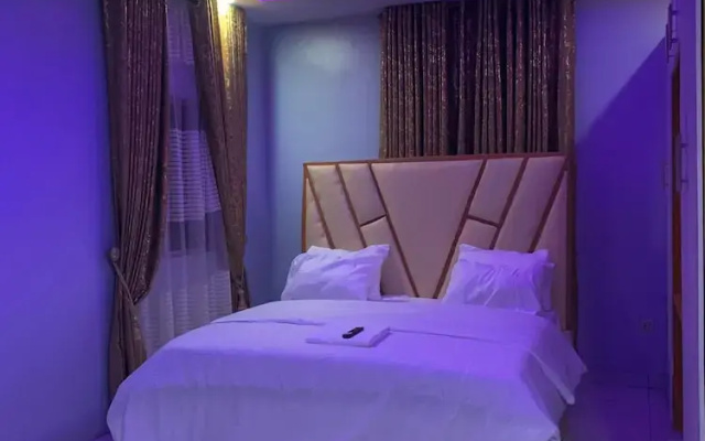 Umbrella Properties Hotel Moniya