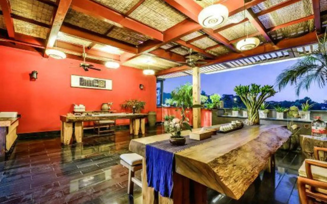 Yifeng Boutique Hotel