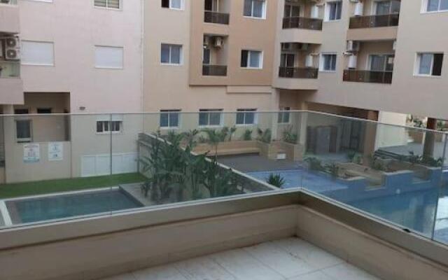 Magnifique appartement avec terrasse et piscine