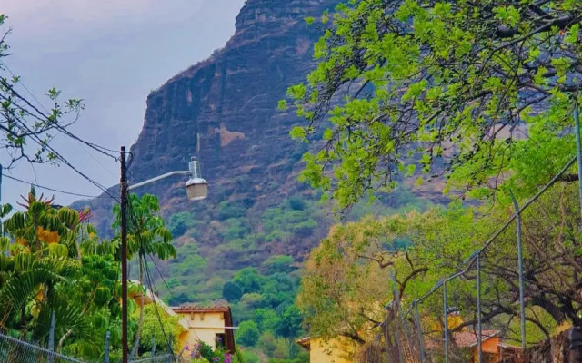 Natural Mystic Hostal
