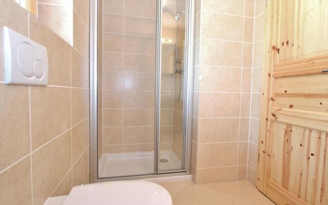 Chalet in La Tzoumaz With Sauna Views