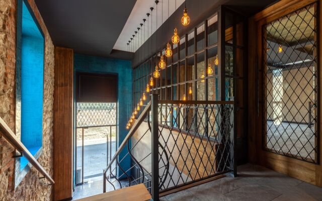 Solomon Hotel