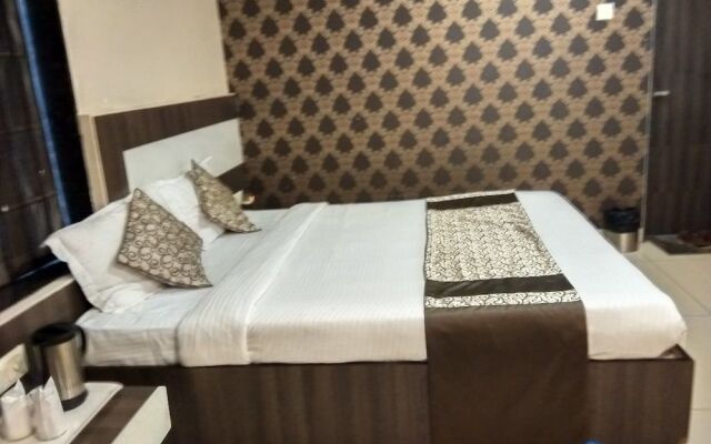 JK Rooms 121 Hotel Shaheen International