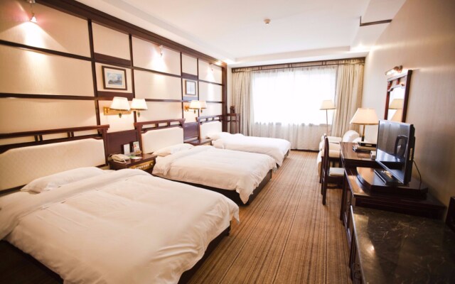 YangShuo New Century Hotel