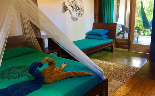 Villa Monyet Java