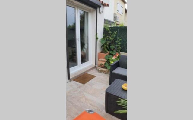 Studio Entre Vallee Colline Et Soleil Marseillais