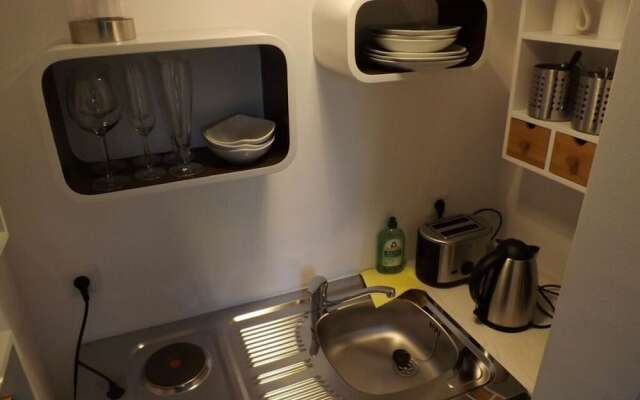 "luv With Shed" in House Smaswai 10