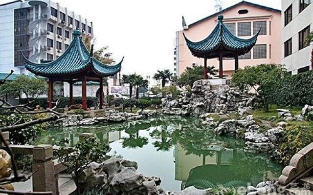 Overseas Chinese