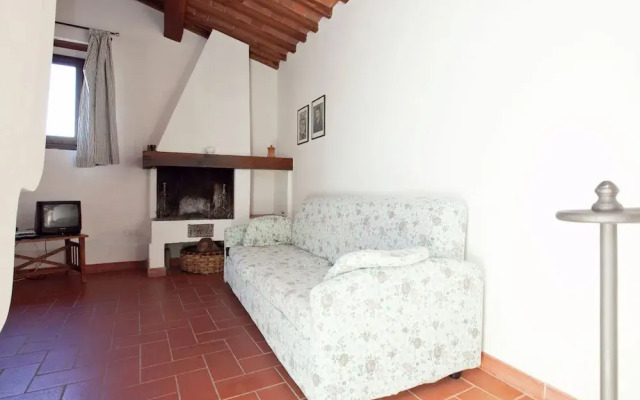 Pleasant Apartment With Swimming Pool,garden,bbq, Parking