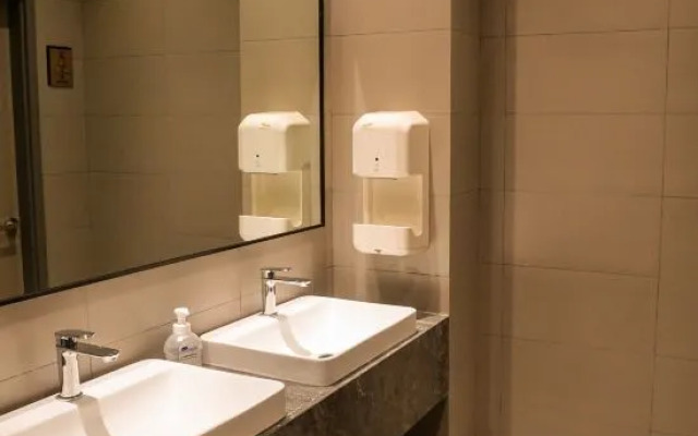 Homeinn Selected Hotel (Jilin Jiangnan)