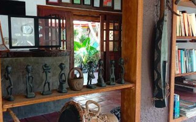 Herbs Guest House - Adults Only