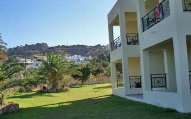 Sifis Studios Pefkos