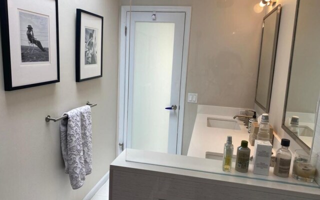 Charming 4-bed Villa in Malibu