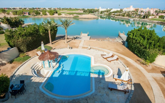 Stunning Golf Villa in El Gouna