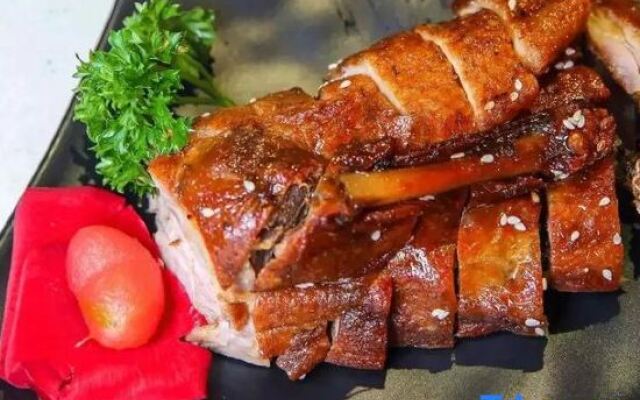 ChamBu AnTian  Hotel (Leshan Giant Buddha Food Street)