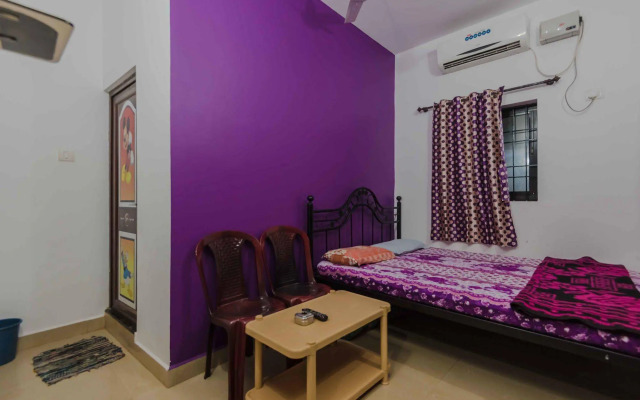 OYO StayOut Casino Palms Baga