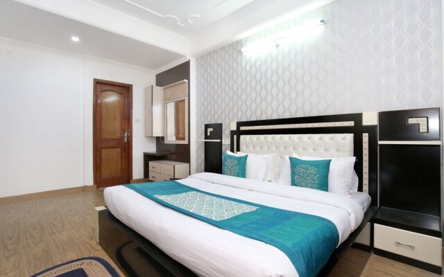 OYO 10406 Home Luxury 3BHK New Shimla