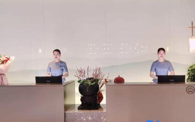 Yuanguang Hotel