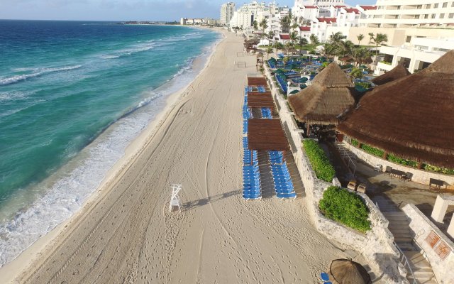 Royal Solaris Cancun Resort - Cancun All Inclusive Resort