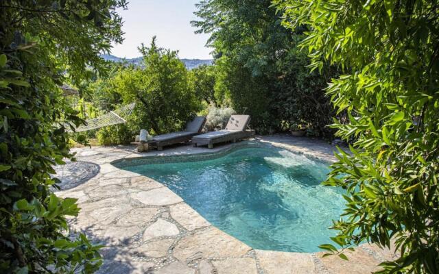 Cozy and Secluded House With Garden in Bodrum