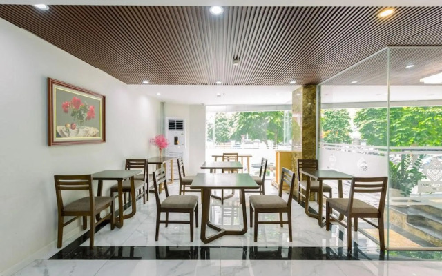 New Century Hotel Cau Giay