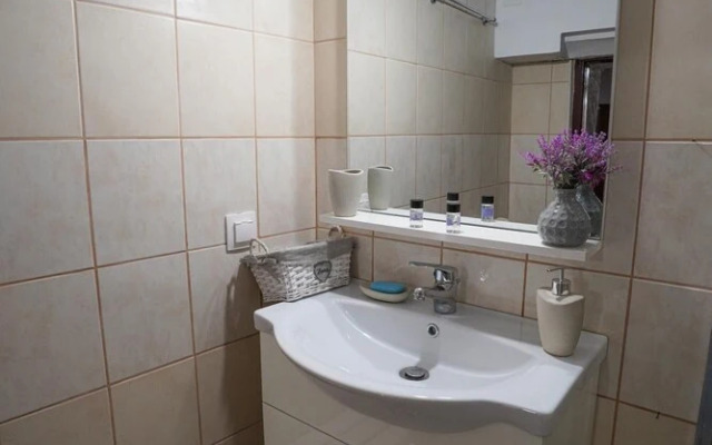 Vilaeti 1871 House - Cozy Winter Getaway