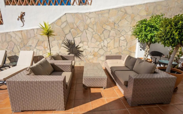 Marina Bella 1F Menyber