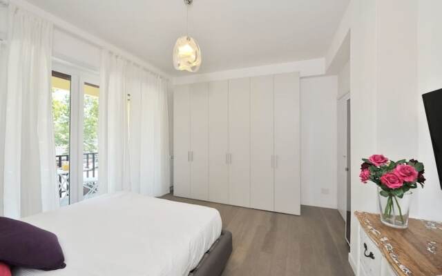 Bright and Beautiful 1 bed Flat in Lovely Area